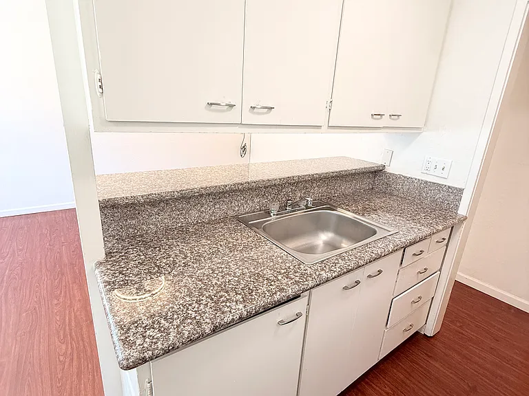 2521 Piedmont Ave #1 — Photo 17