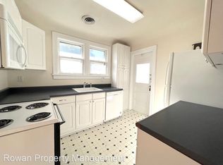 1218 W 51st St #2, Kansas City, MO 64112