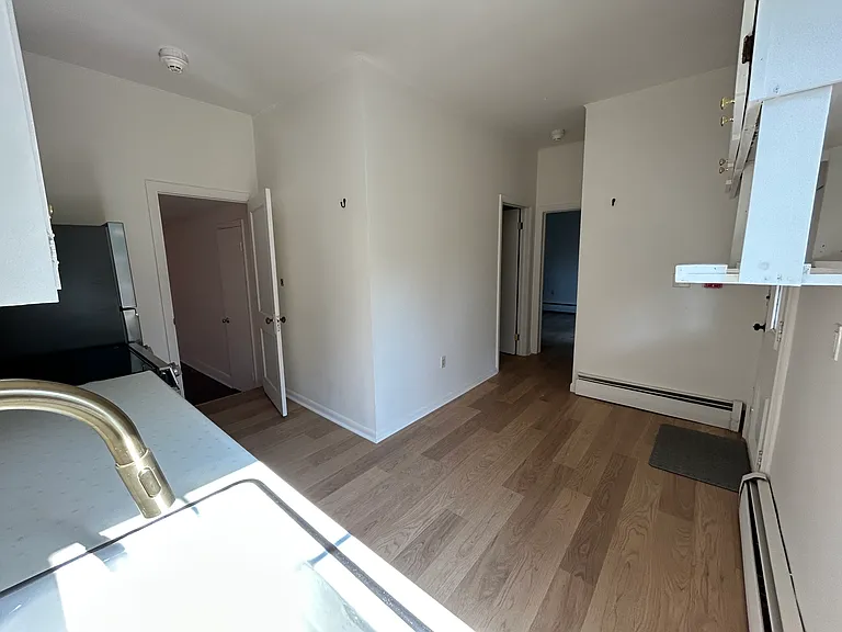 9 South St #H — Photo 3