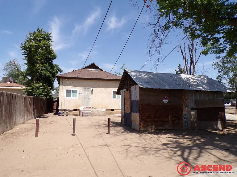 813 Kentucky St — Photo 1
