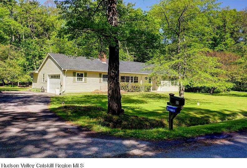 1st image of 52 Whitney Drive