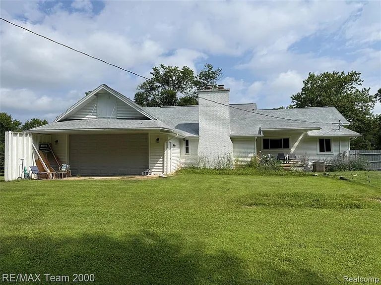 48905 Nine Mile Rd — Photo 31