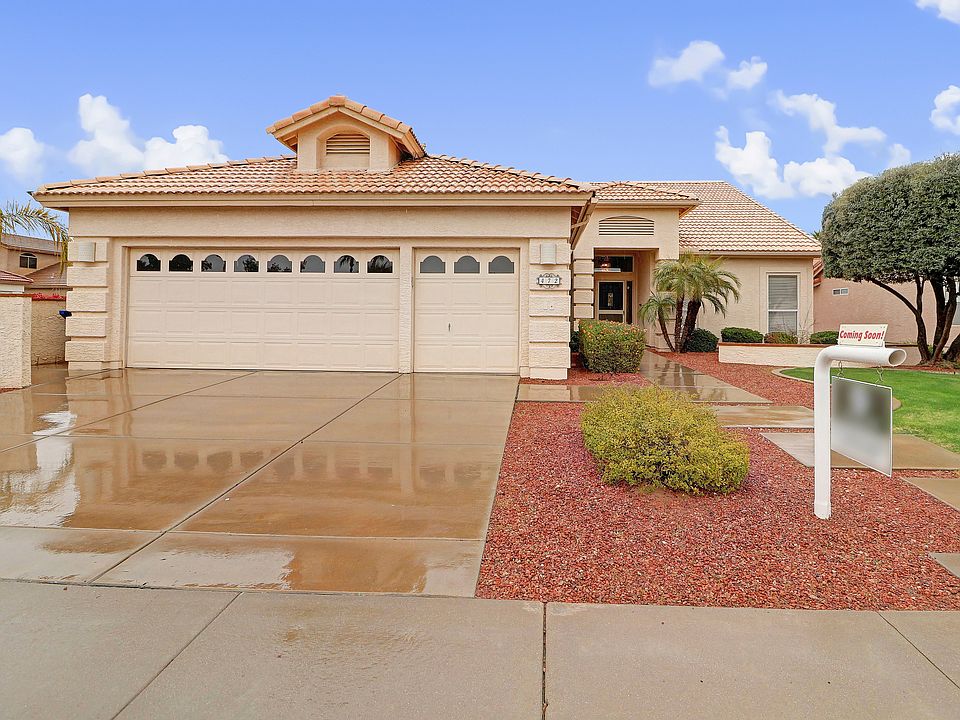 1st image of 472 W Teakwood Dr