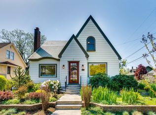 4306 SE Washington St, Portland, OR