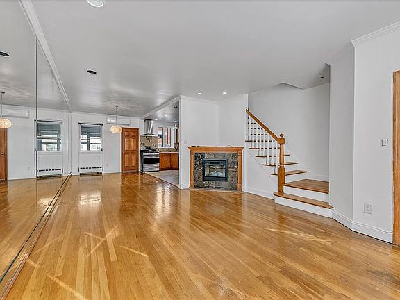 3rd image of 2411 86th St