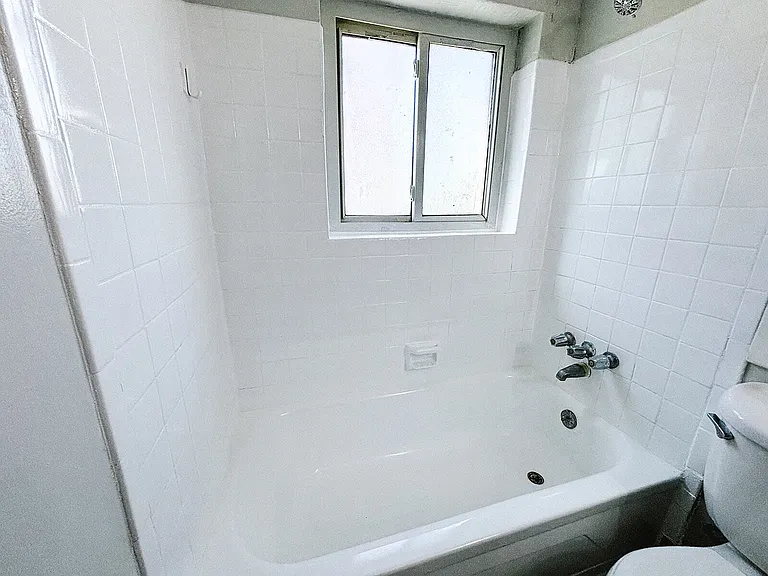 2680 Montana Ave — Photo 5