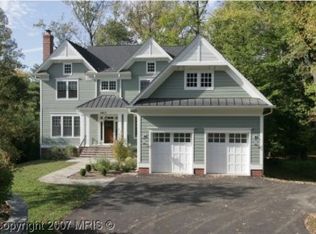 6817 Wilson Ln, Bethesda, MD 20817