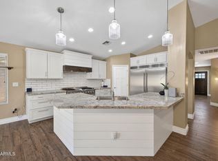 678 W Jersey Way, San Tan Valley, AZ 85143