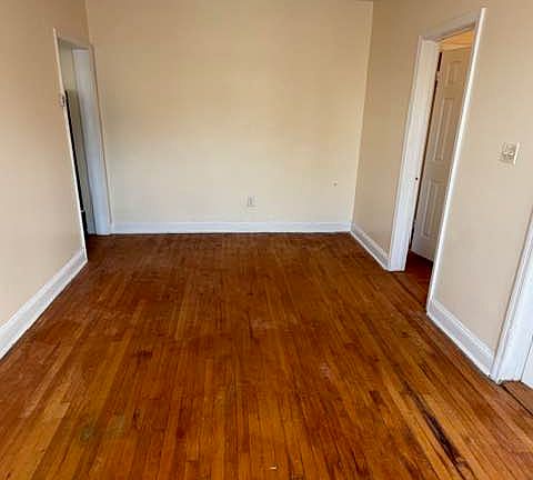2nd image of 1320 Fulton Ave APT E6