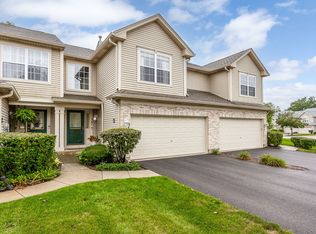347 Gladstone Ln, Elgin, IL 60120