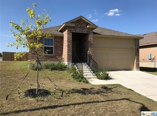 1500 Gateshead Dr, Seguin, TX 78155
