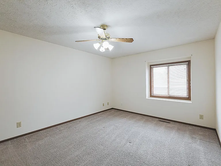 3127 Wildbriar Ln — Photo 13