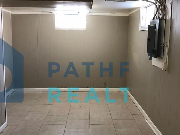 4th image of 2441 Wheeler Ave #2441