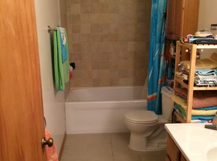 102 Olive Ct, Hebron, IN 46341