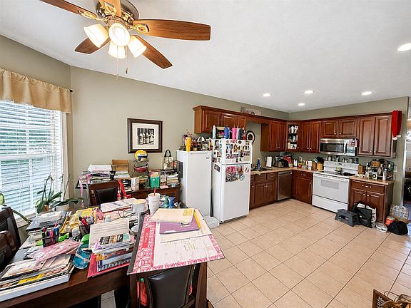 4th image of 3627 Water Mill Ave
