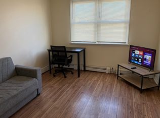 638 Charles St FLOOR 2, Perth Amboy, NJ 08861
