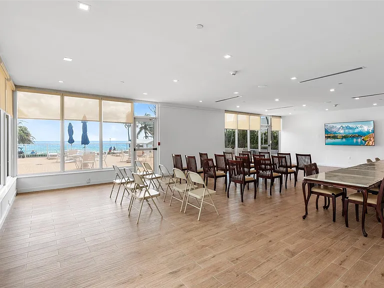 4010 Galt Ocean Dr #312 — Photo 31
