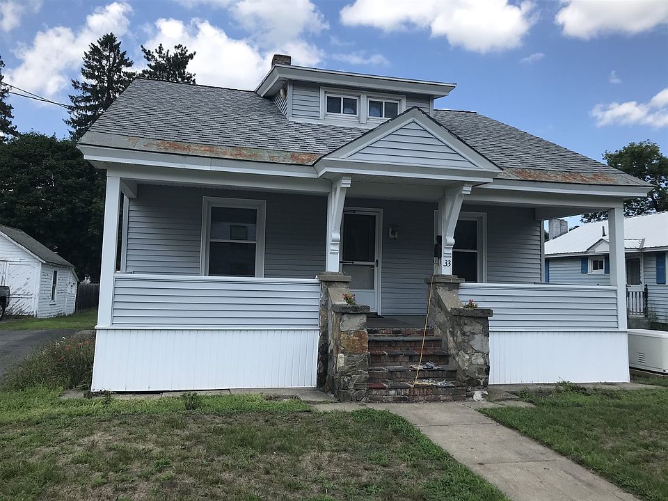 1st image of 33 William St