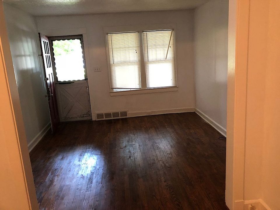 1st image of 3237 Clague Rd