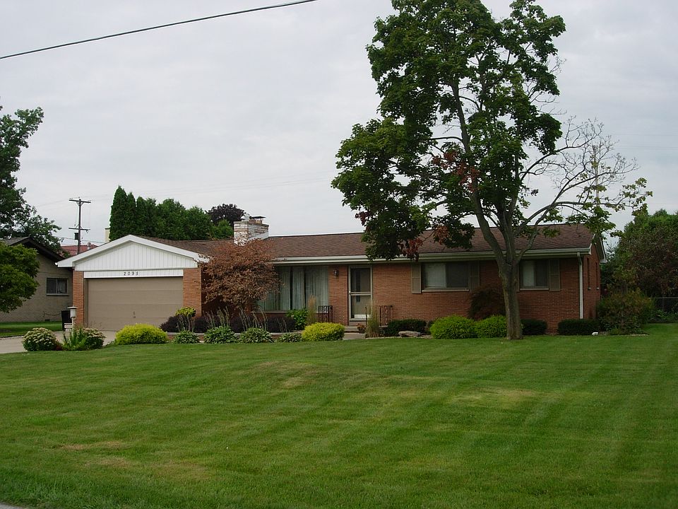 1st image of 2095 Augsburg Dr