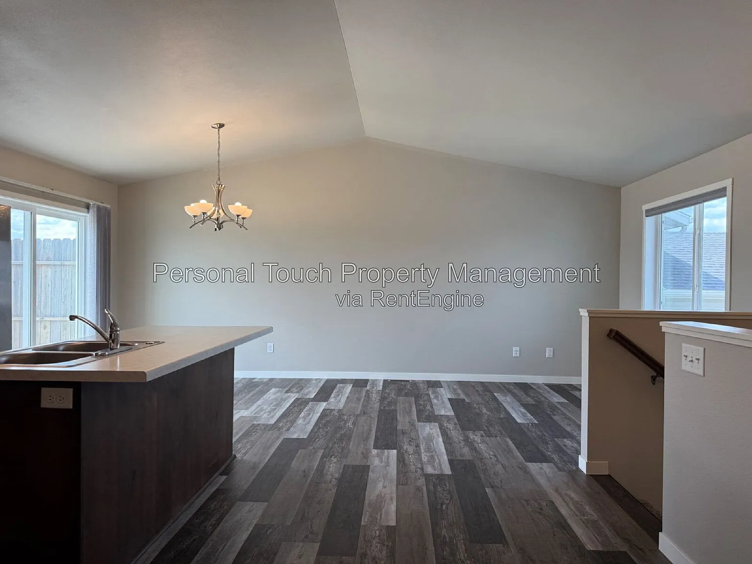 4 bed, 2.0 bath, 1992 sqft, $1,995 — Photo 3