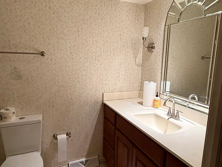 1291 N Revere Rd — Photo 19