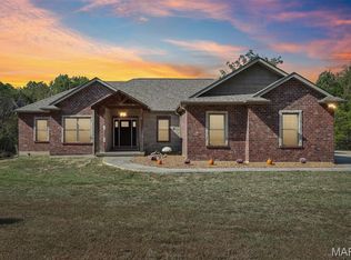 4445 Cedar Tree Ln, De Soto, MO 63020