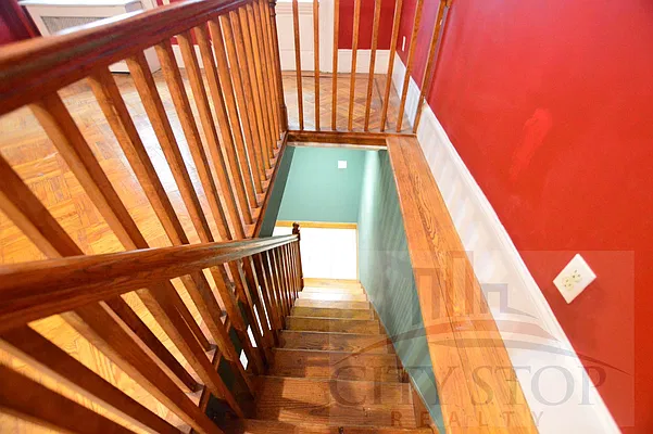 Rented by City Stop Realty | media 4