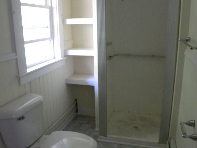 23 Seminary Hl — Photo 18