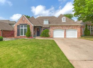 9202 S Braden Pl, Tulsa, OK 74137