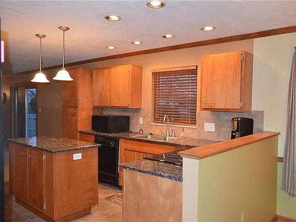 5th image of 8291 Julie Marie Dr