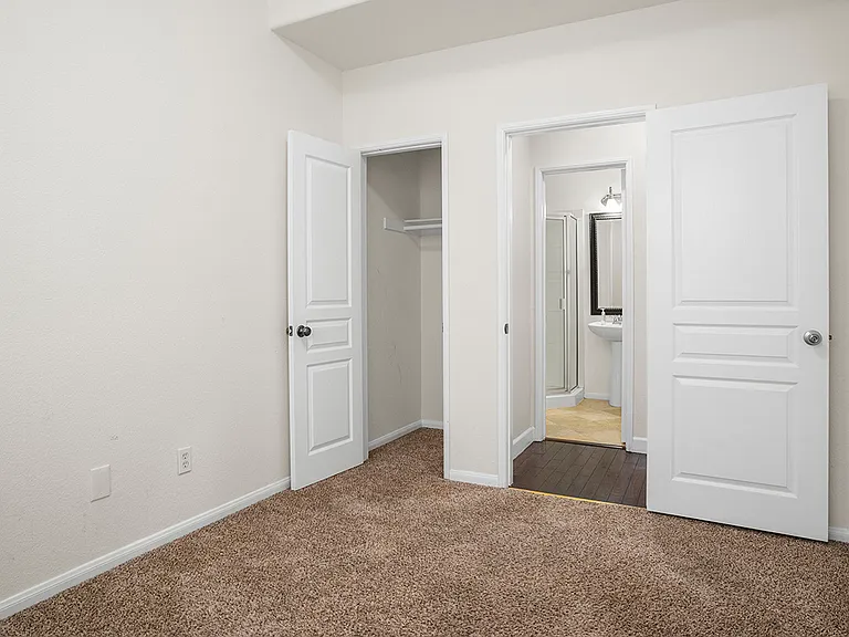 644 Hatfield Dr — Photo 18