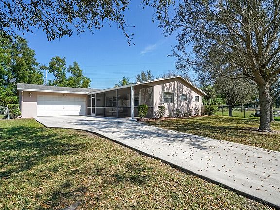 3rd image of 12115 Persimmon Blvd