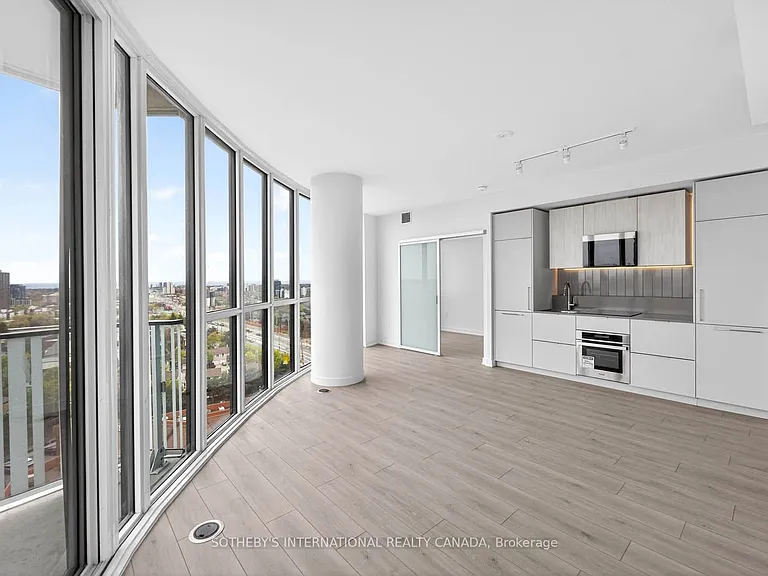 1 Fairview Rd E #3203 — Photo 2
