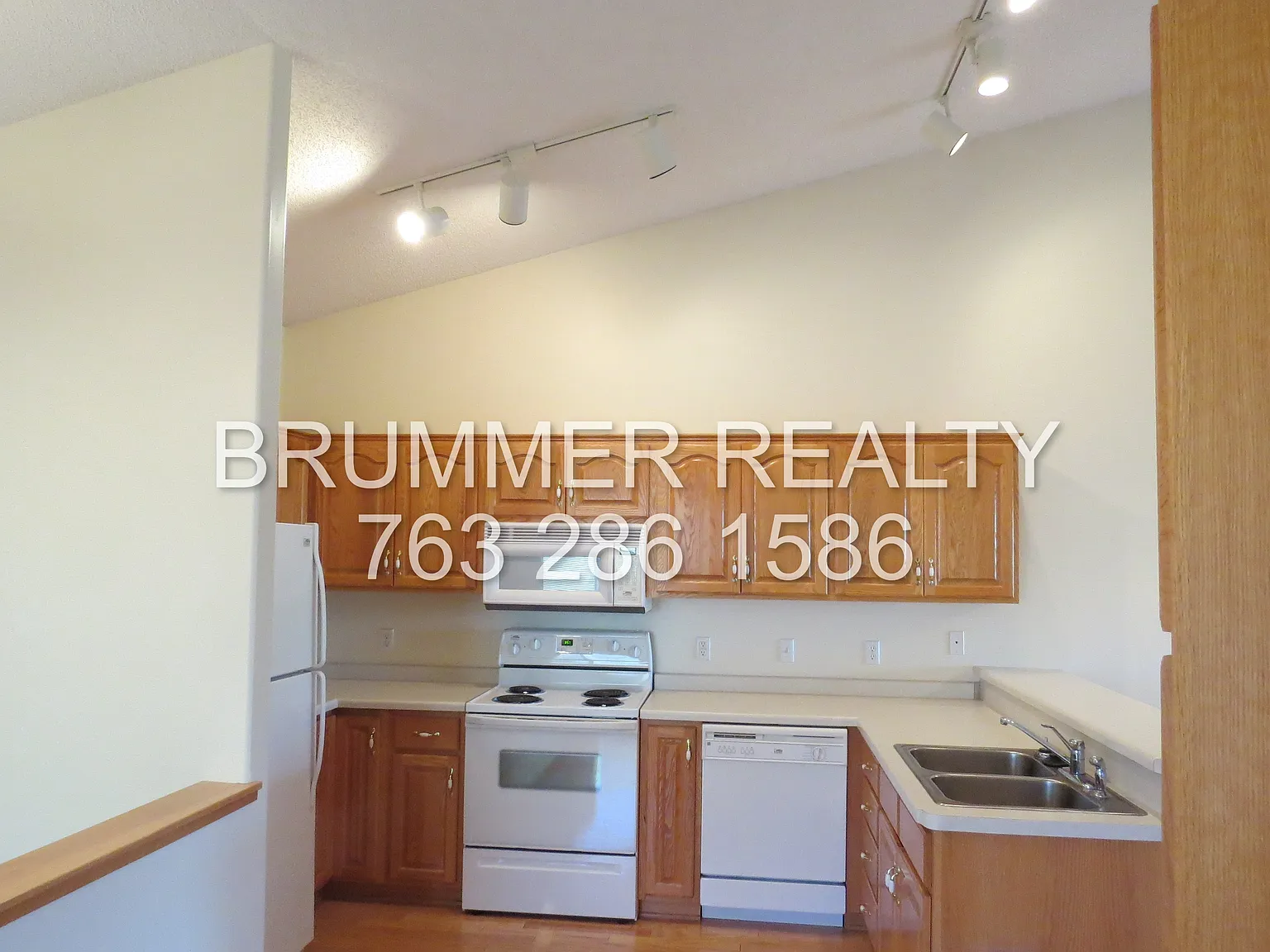 2 bed, $1,825 — Photo 3