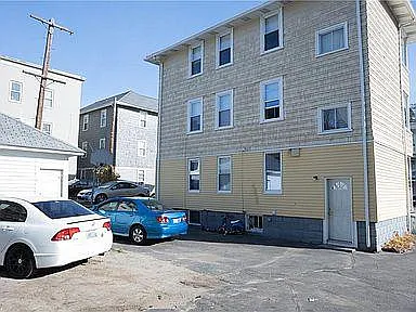 25 Read Ave #3 — Photo 14