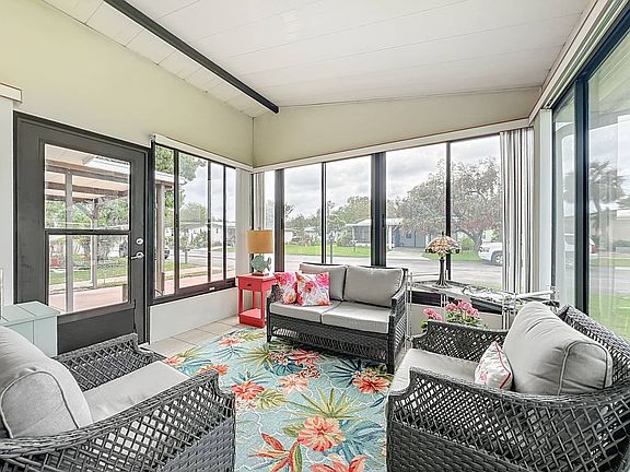4th image of 6007 Heritage Dr Unit 57