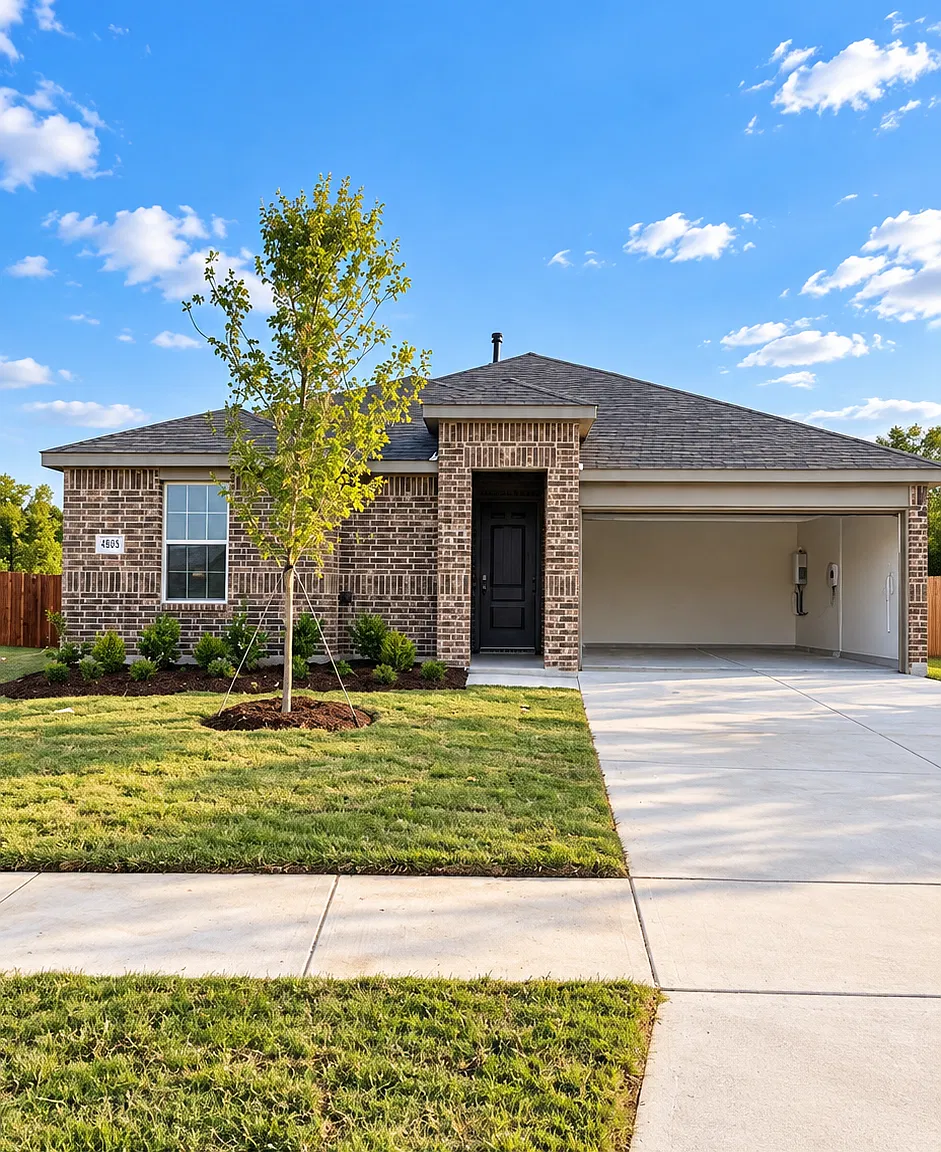 5 bed, 2332 sqft, $2,200 — Photo 1
