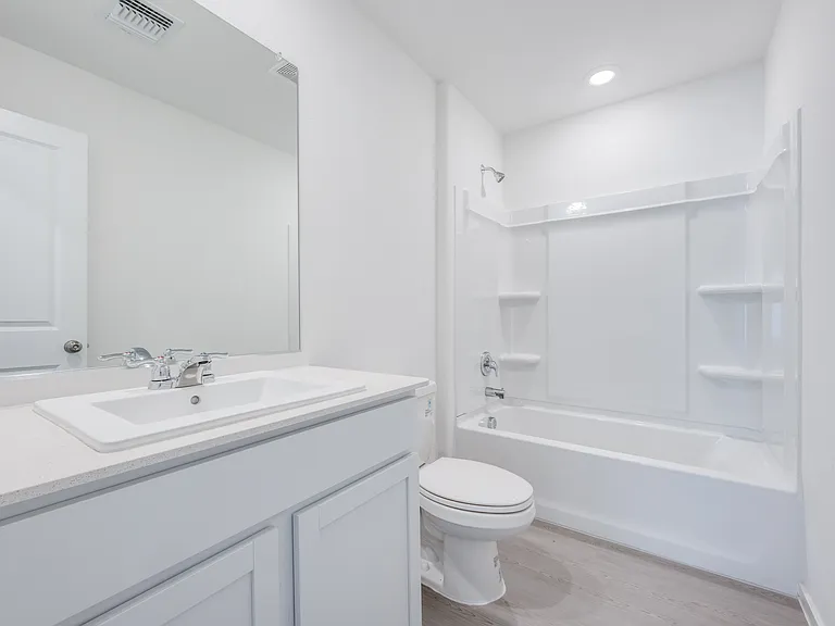 1301 Salton Ln — Photo 10