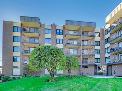 7707 W Irving Park Rd APT 303, Chicago, IL, 60634
