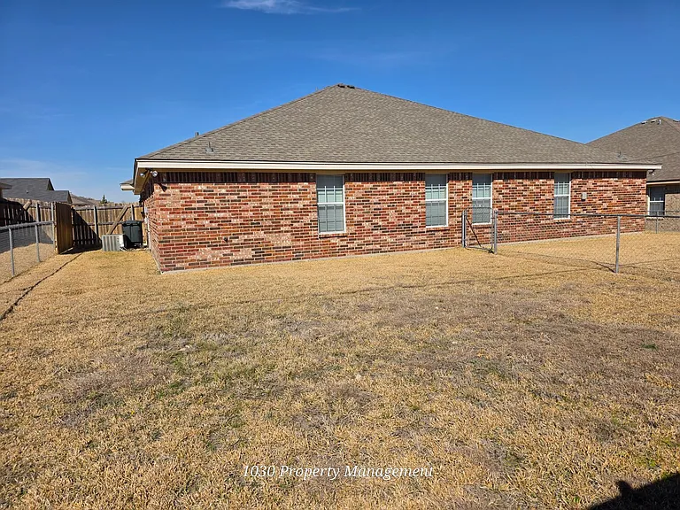 5804B Aquarius Dr — Photo 23