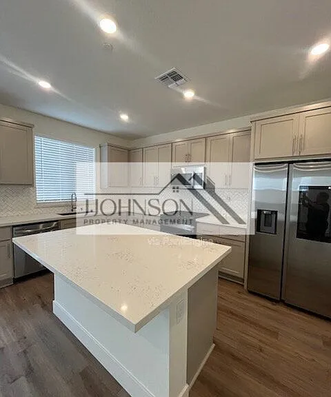 7325 Savoy Pl — Photo 7