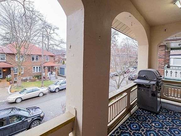 3rd image of 11 Bonfield Ave