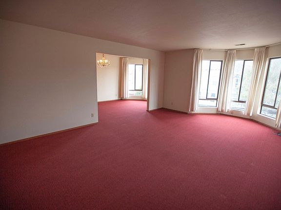 3rd image of 338 11th Ave #3