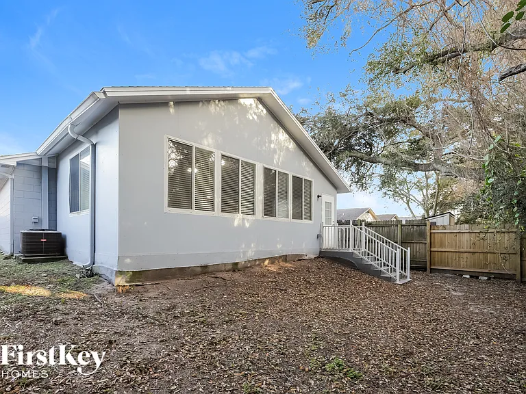 1823 Coyote Pl — Photo 14