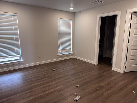 2nd image of 520 Thicket Dr
