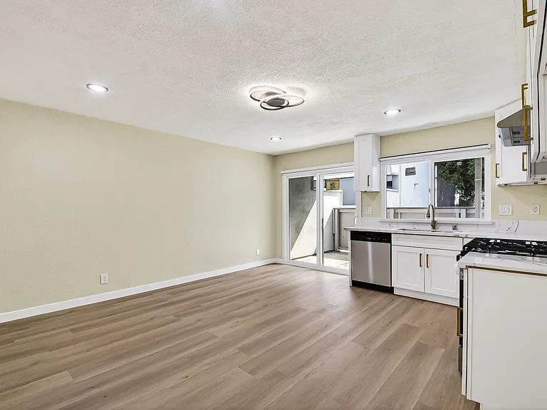 1250 S Brookhurst St #1109 — Photo 12