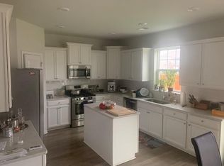 536 Nandina Dr, Goose Creek, SC 29445