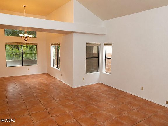 5th image of 8521 N Spring Creek Dr