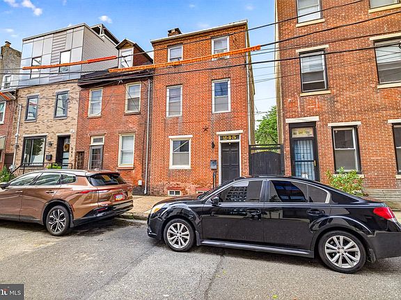 3rd image of 245 E Allen St